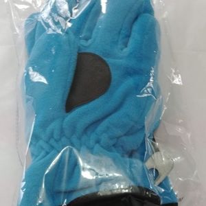 Thinsulate fleece gloves Brand-New-In-Bag